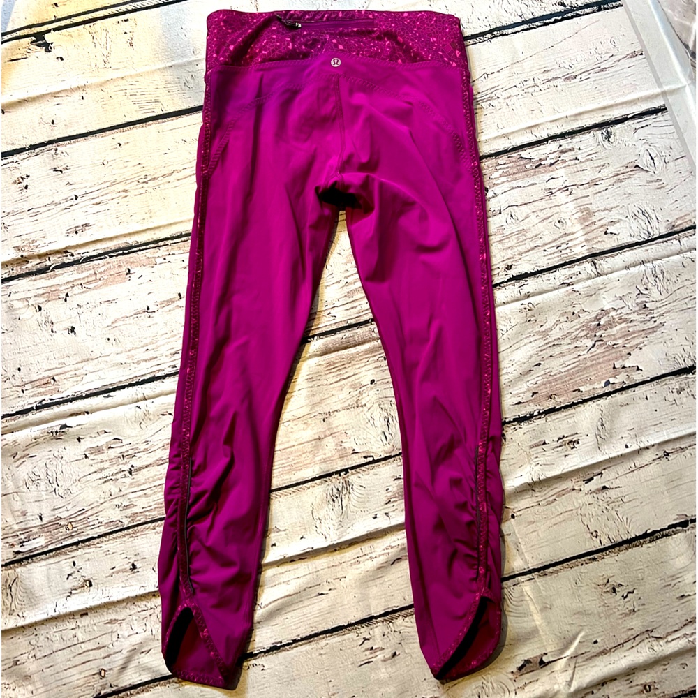 EUC Lululemon leggings 7/8 length Size 8